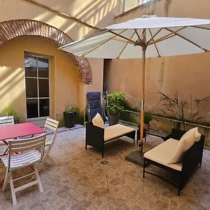 Le Patio St Etienne - Cite Episcopale - Parking Inclus Appartement