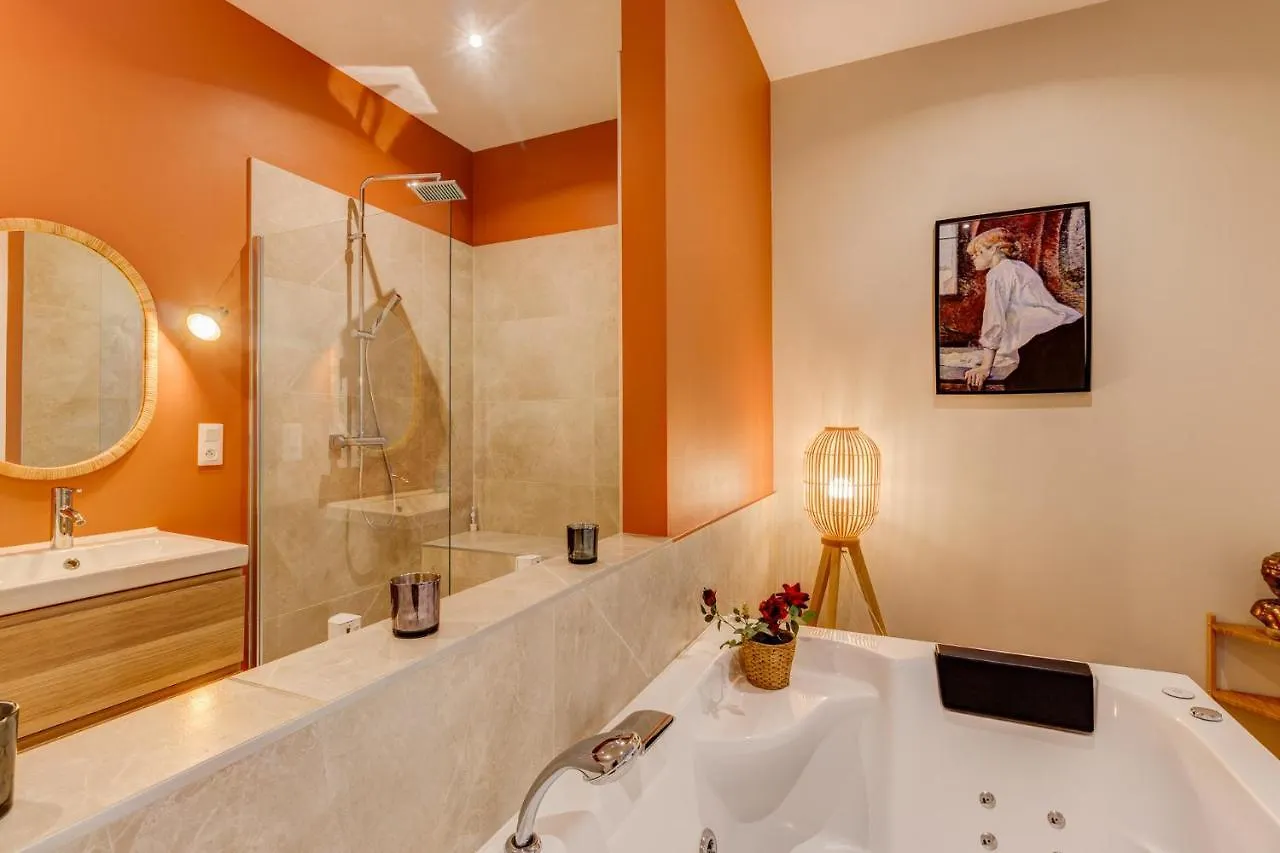 Rosa La Rouge, Bulles Romantiques Hotel Albi Guest house